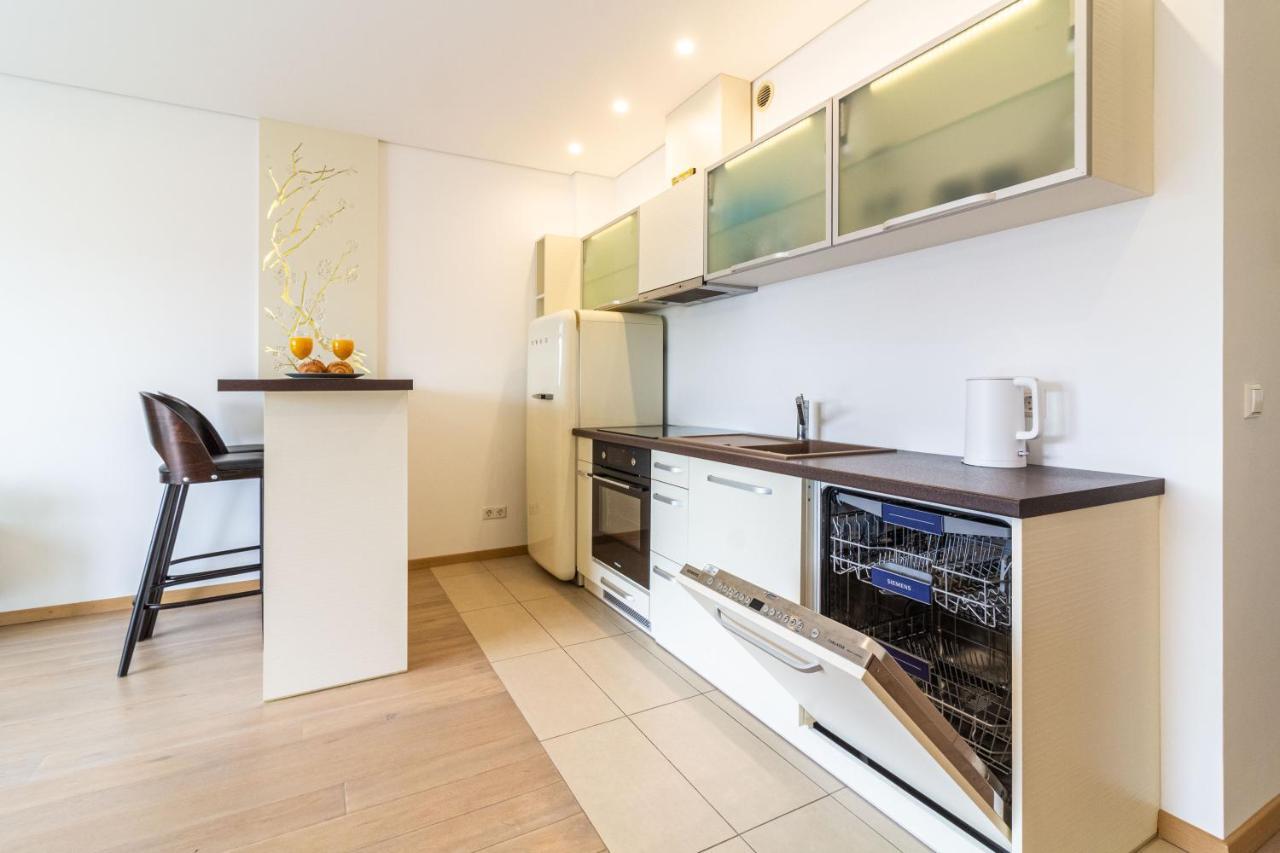 Cohost I Sunny Center Apt, Covered Parking, Balcony & Self Check-In Kaunas Exterior photo