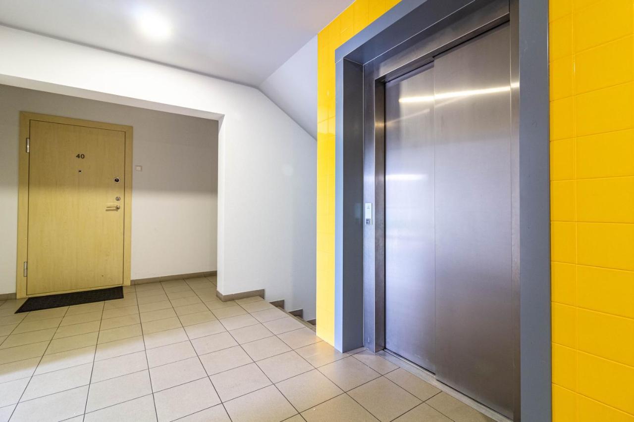 Cohost I Sunny Center Apt, Covered Parking, Balcony & Self Check-In Kaunas Exterior photo