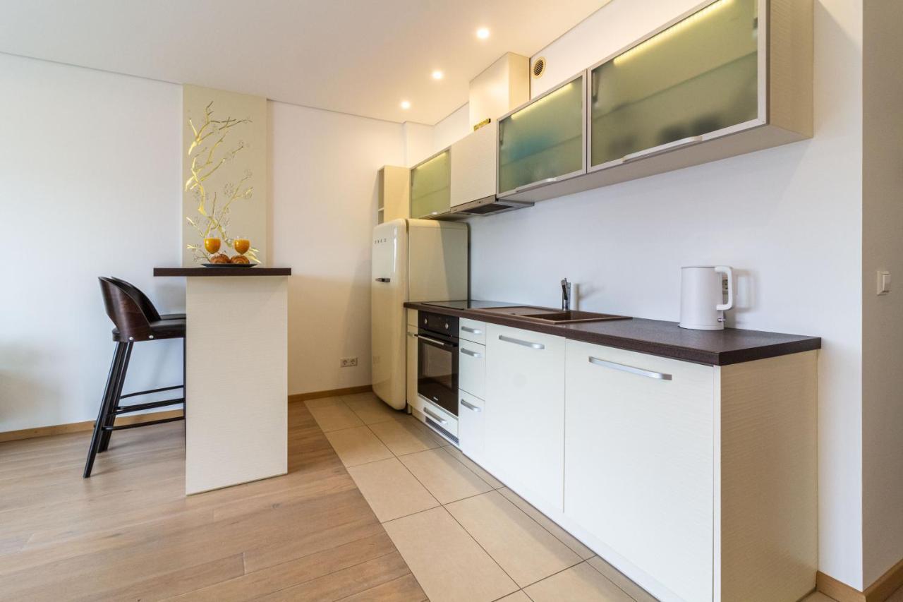 Cohost I Sunny Center Apt, Covered Parking, Balcony & Self Check-In Kaunas Exterior photo