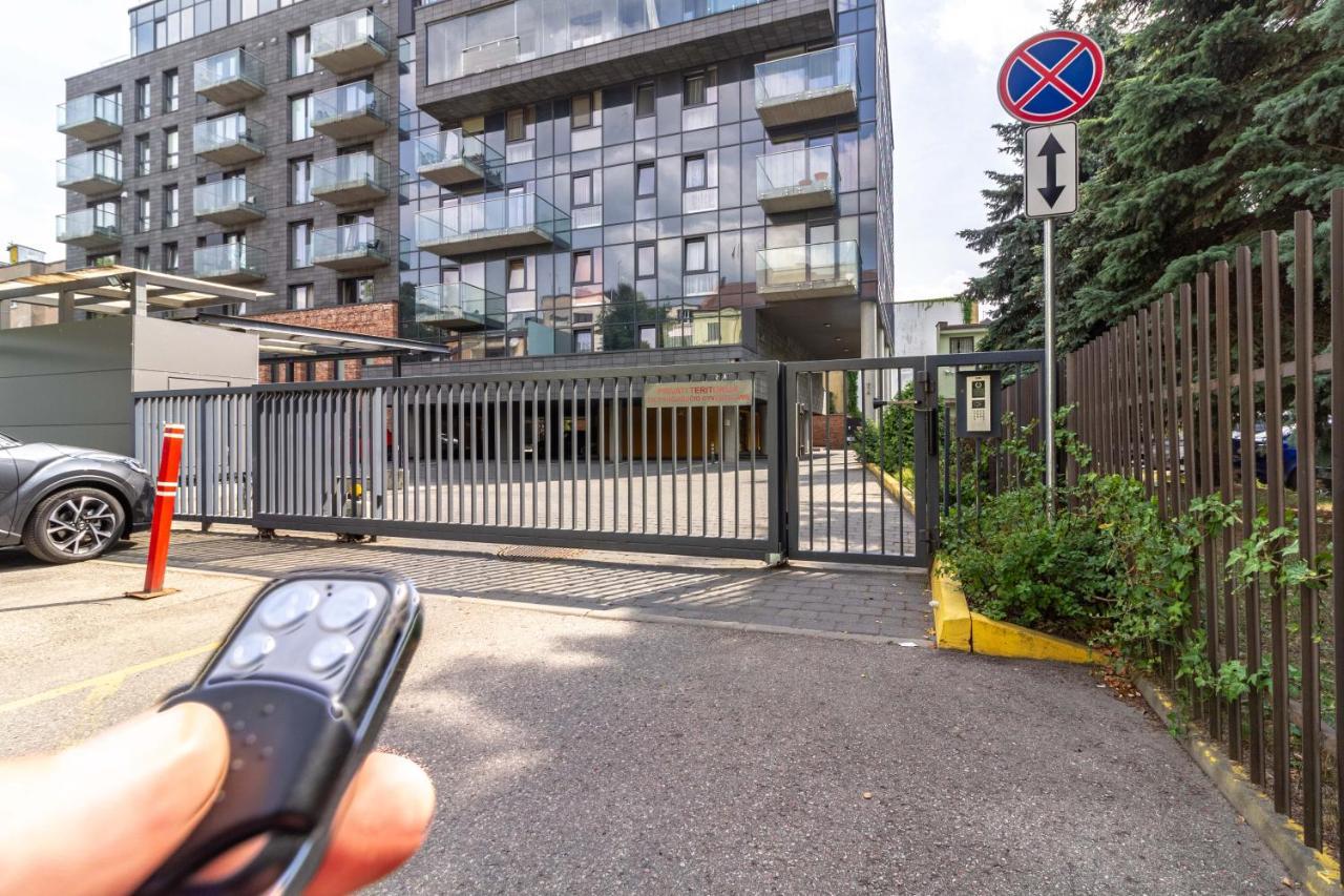 Cohost I Sunny Center Apt, Covered Parking, Balcony & Self Check-In Kaunas Exterior photo